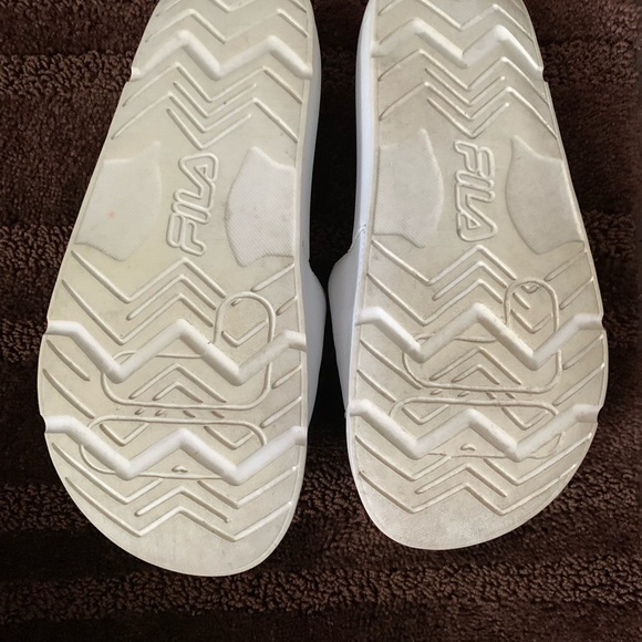 sandals - Picture 5 of 5